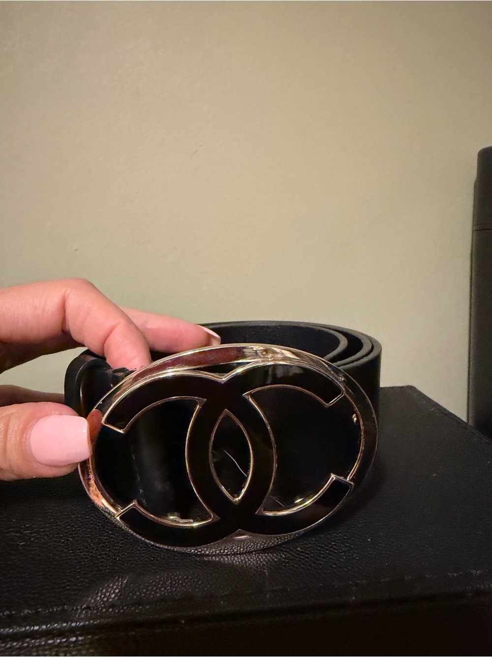 CHANEL Black Leather Belt with Gold Interlocking CC Buckle